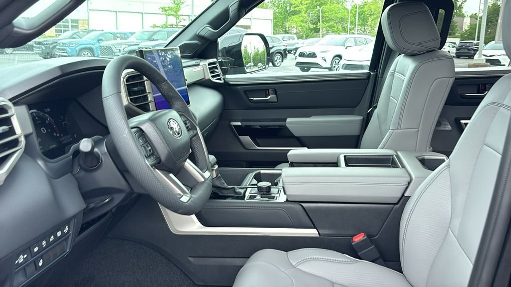 New 2026 Toyota Tundra Limited AWD/4WD image 28