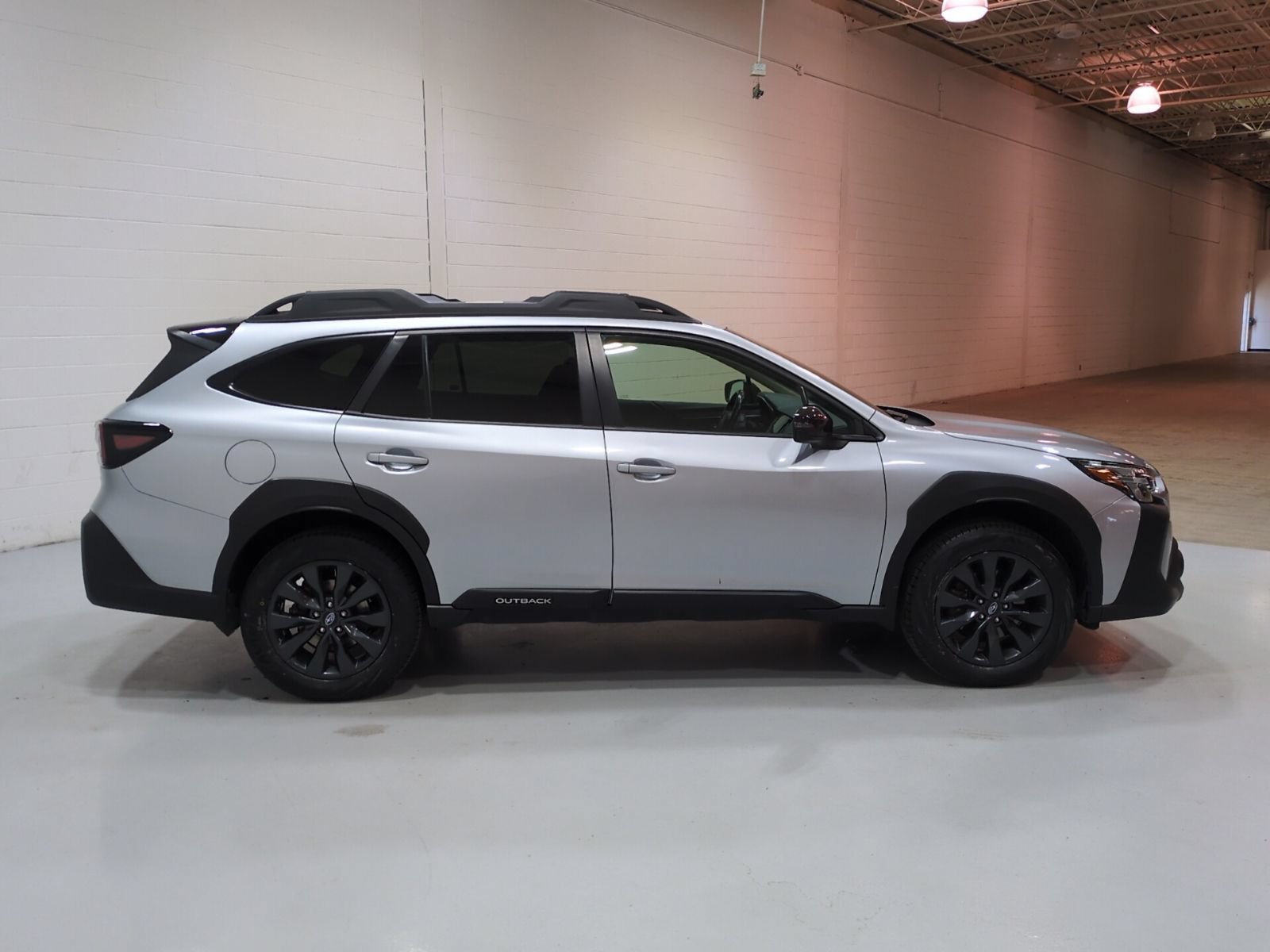 Certified 2024 Subaru Outback Onyx Edition AWD/4WD image 2