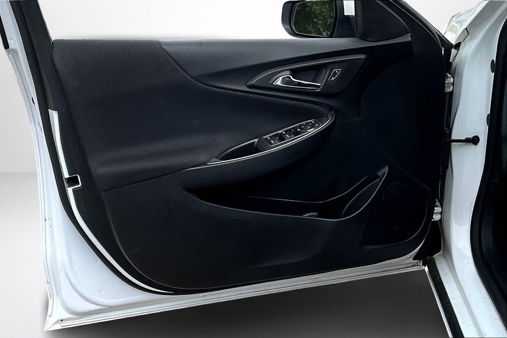 Used 2020 Chevrolet Malibu LT w/ Fleet LT Safety Plus Package image 20