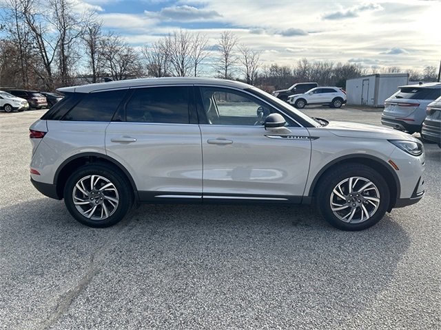 Used 2023 Lincoln Corsair FWD w/ Equipment Group 101A image 4