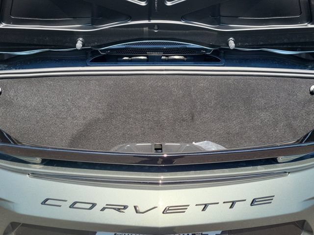 Used 2023 Chevrolet Corvette Stingray Premium Conv w/ Z51 Performance Package RWD image 32