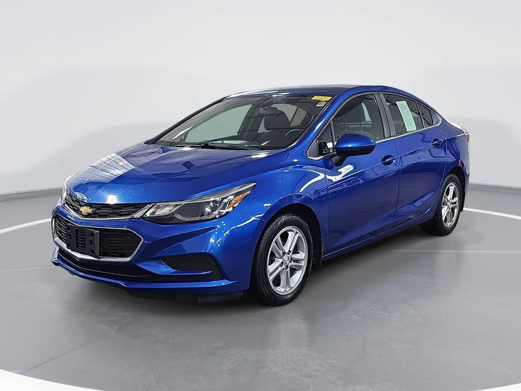 Certified 2018 Chevrolet Cruze LT w/ LT Convenience Package FWD image 9