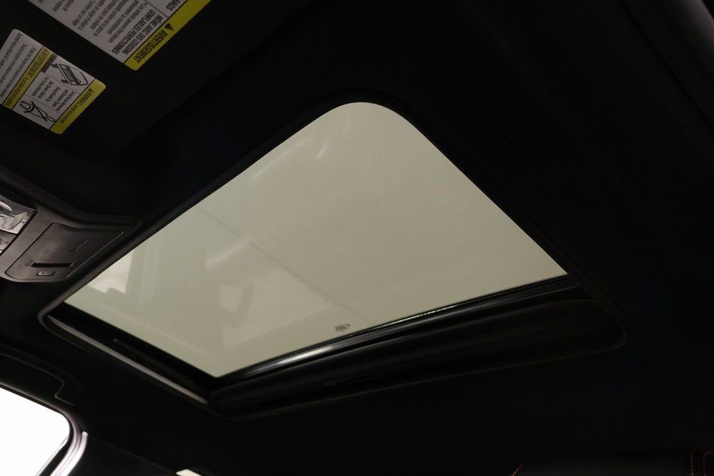 Used 2023 Nissan Frontier PRO-4X w/ Pro-4X Premium Package image 16