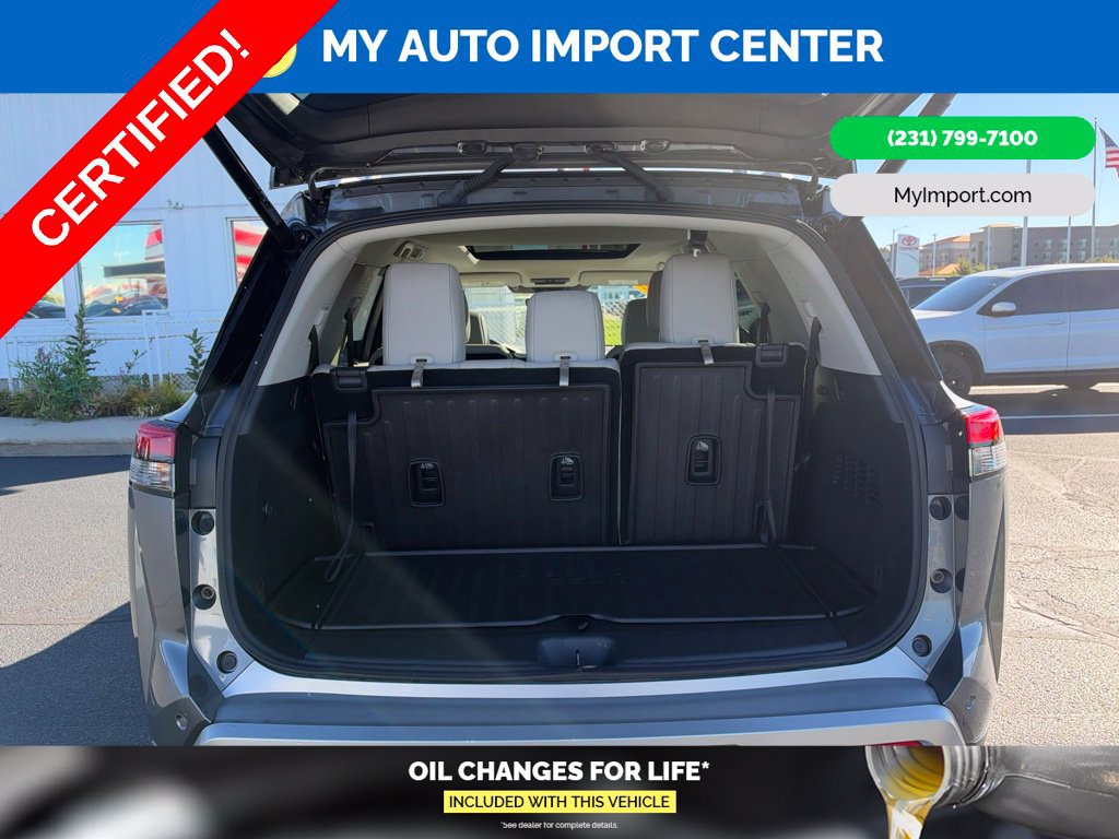 Certified 2025 Nissan Pathfinder SL w/ SL Premium Package AWD/4WD image 28