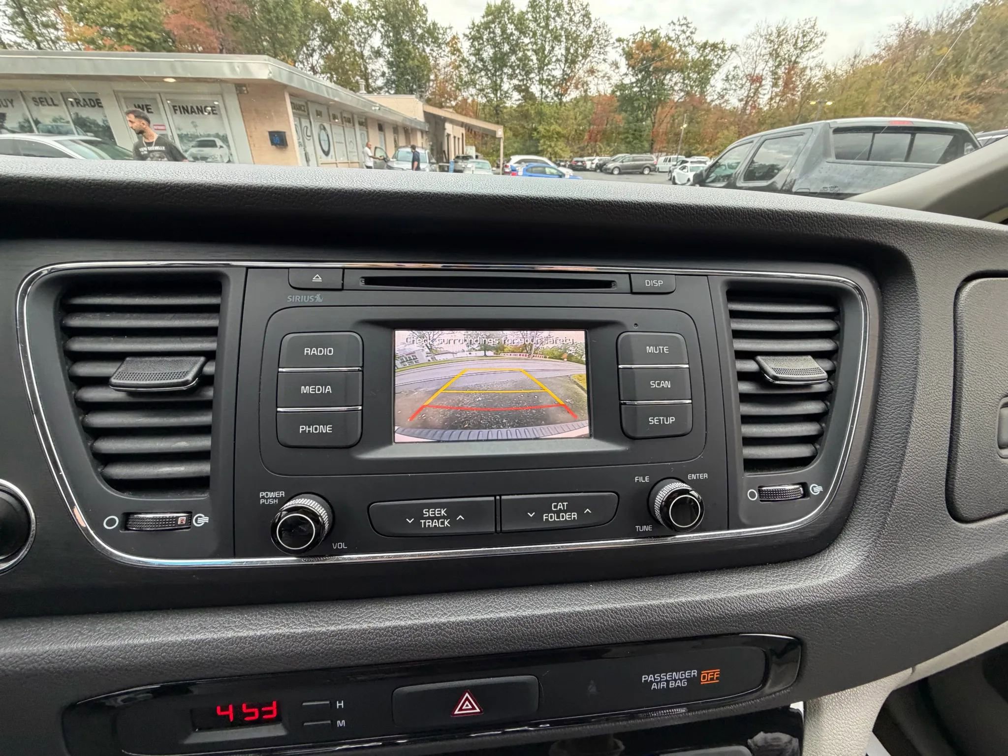Used 2016 Kia Sedona LX w/ LX Essentials Premium Package image 26