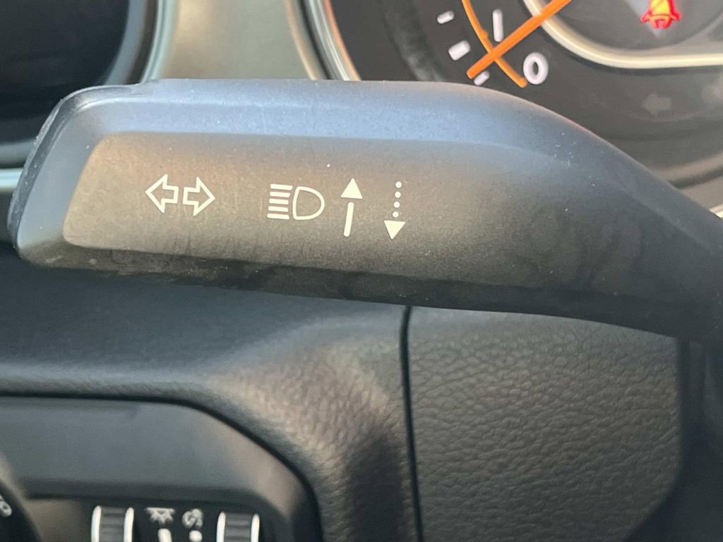 Used 2021 Jeep Gladiator Sport image 29