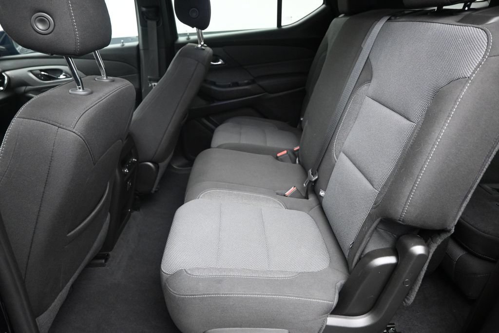 Used 2024 Chevrolet Traverse LT FWD image 14