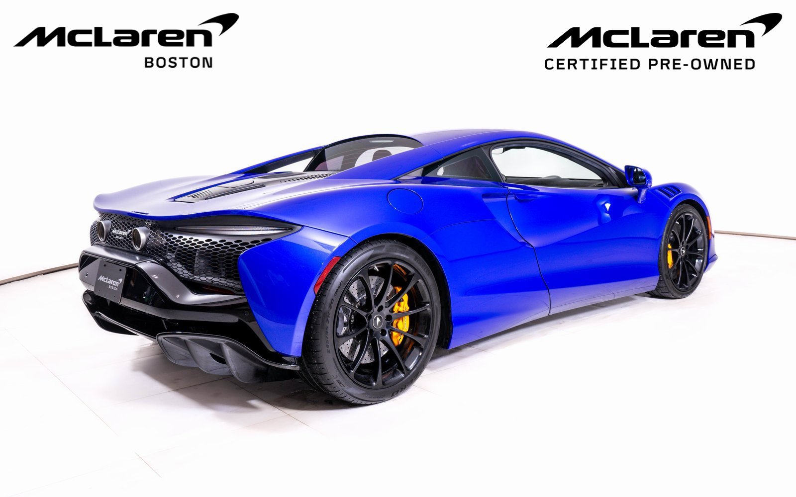 Used 2023 McLaren Artura image 5