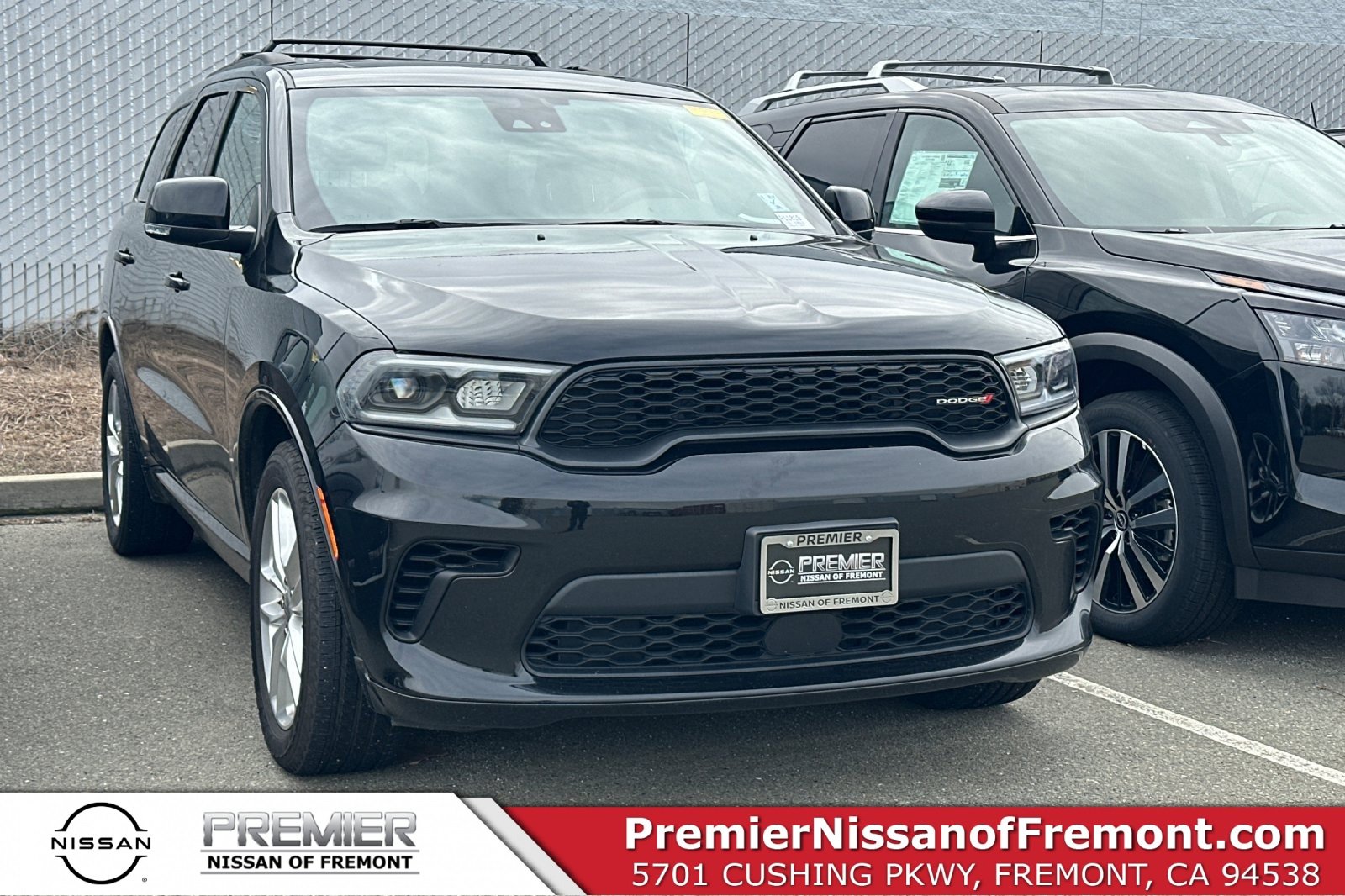 Used 2024 Dodge Durango GT image 1