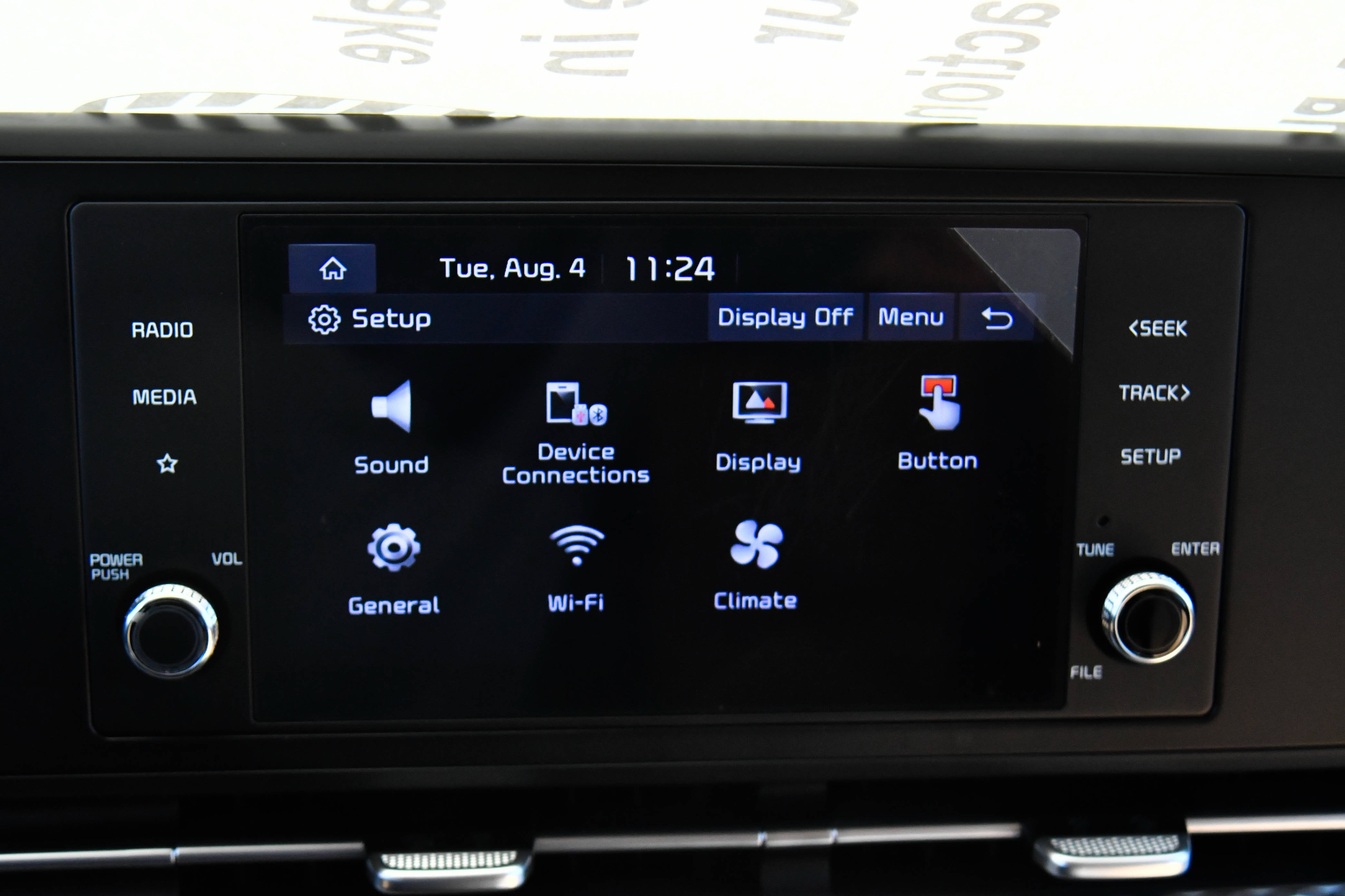 Used 2022 Kia Carnival LX FWD image 22