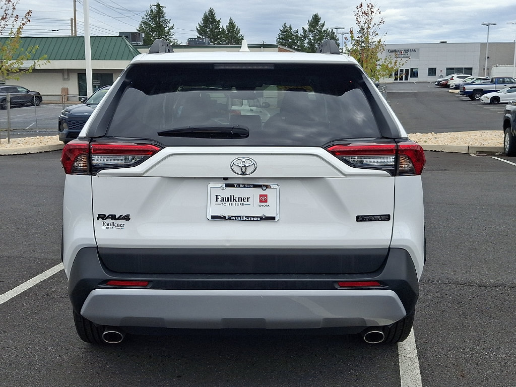 Used 2024 Toyota RAV4 Adventure AWD/4WD image 5