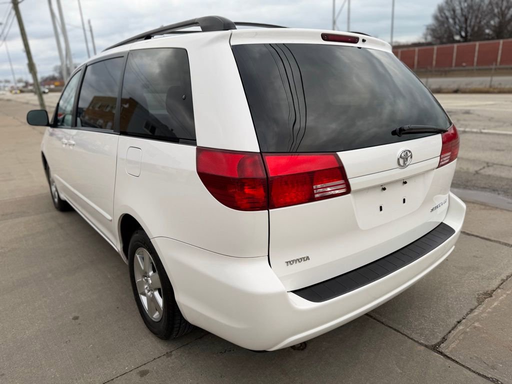 Used 2005 Toyota Sienna LE image 8