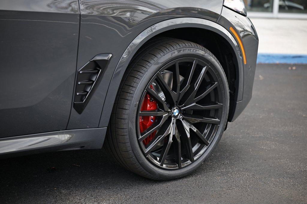 New 2026 BMW X5 M60i w/ Climate Comfort Package image 5