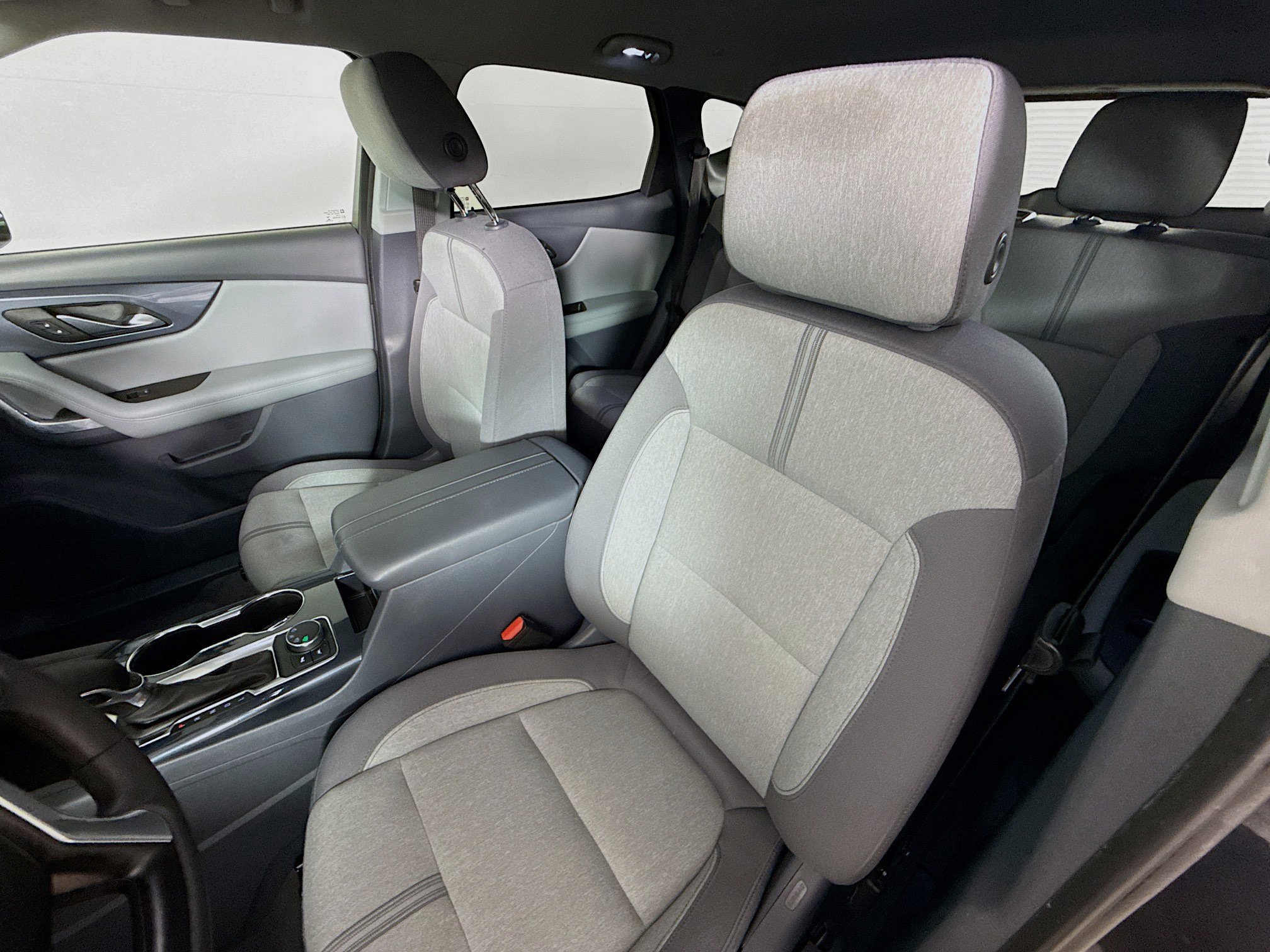 Used 2022 Chevrolet Blazer LT image 25