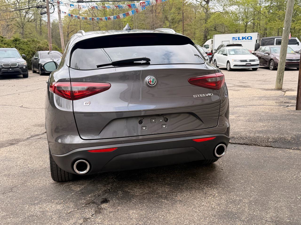 Used 2018 Alfa Romeo Stelvio Ti AWD/4WD image 5