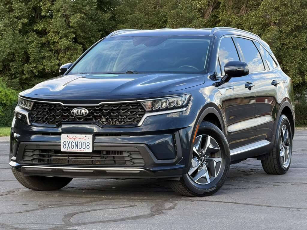 Used 2021 Kia Sorento S FWD image 1