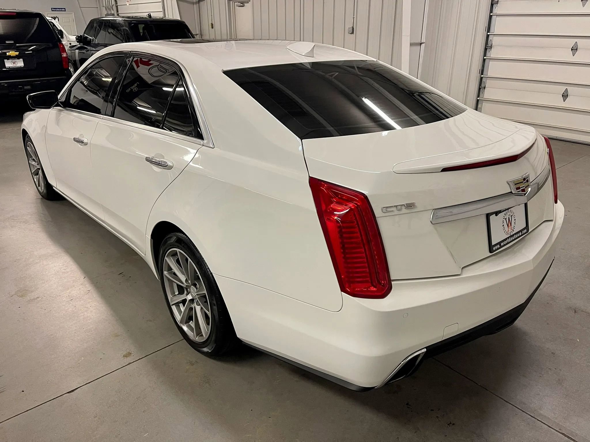 Used 2017 Cadillac CTS Luxury RWD image 6