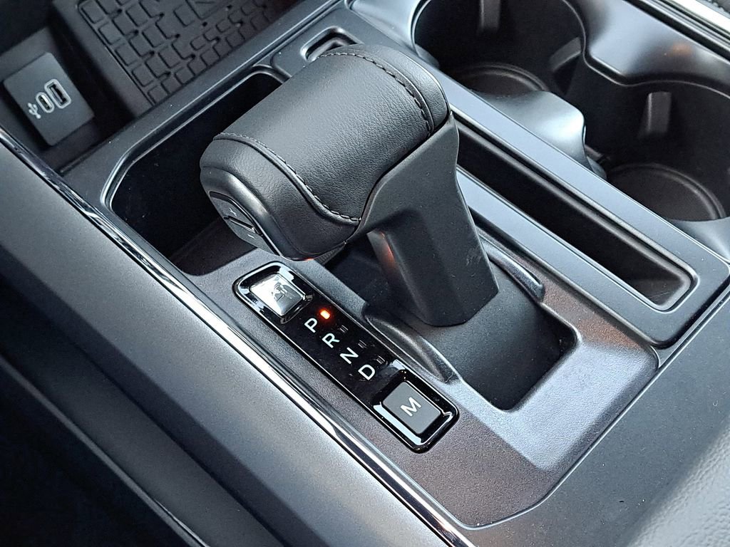 New 2025 Ford F150 XLT w/ Equipment Group 302A MID image 19