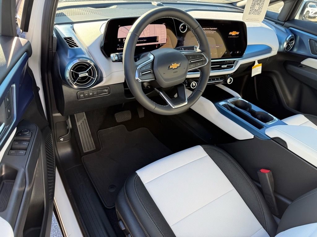 New 2026 Chevrolet Equinox EV LT image 8