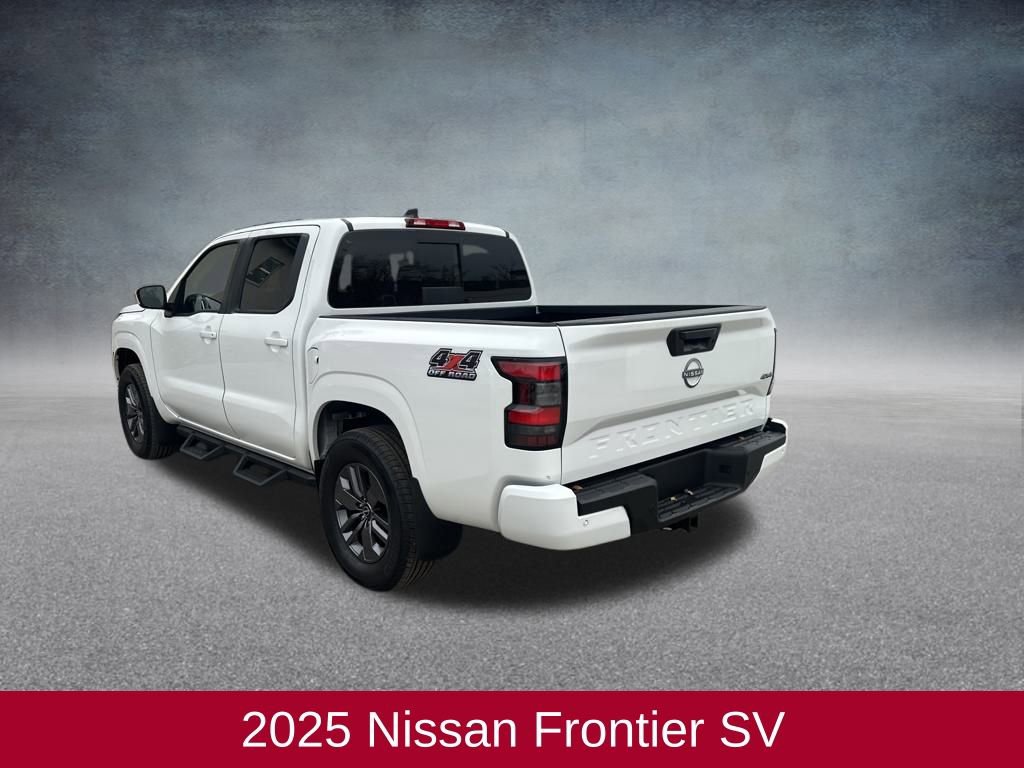 Used 2025 Nissan Frontier SV image 3