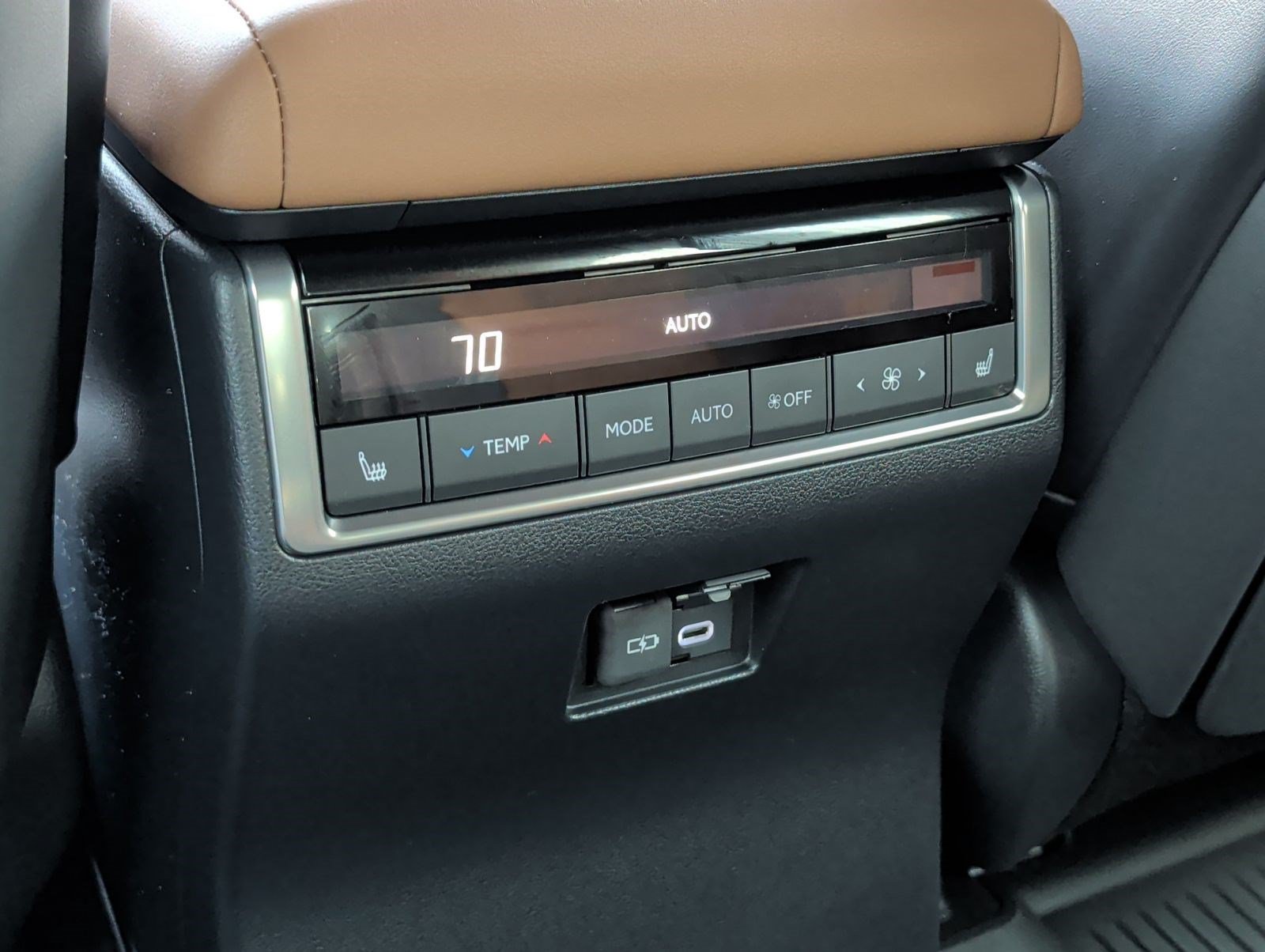 Certified 2026 Lexus GX 550 w/ Accessory Package (2T) AWD/4WD image 26