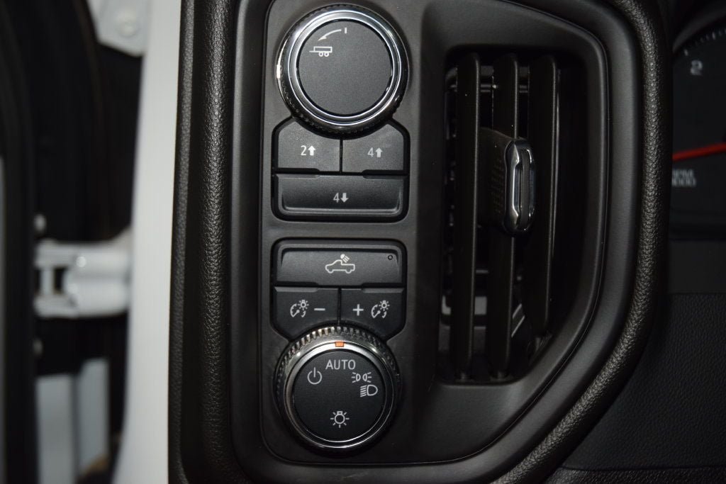 Used 2024 GMC Sierra 3500 Pro w/ Convenience Package AWD/4WD image 28