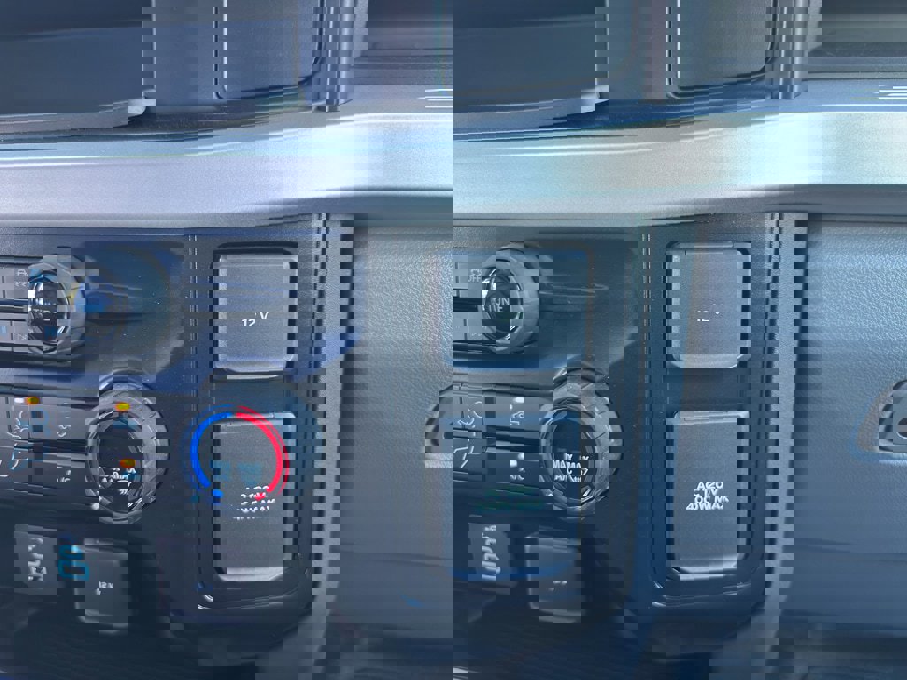 New 2025 Ford F350 XL w/ XL Chrome Package image 31