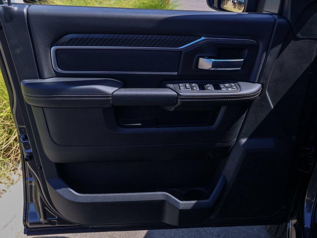 New 2026 RAM 3500 Big Horn AWD/4WD image 22