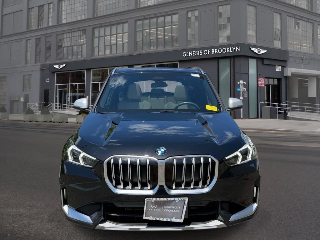 Used 2023 BMW X1 xDrive28i w/ Convenience Package AWD/4WD image 3