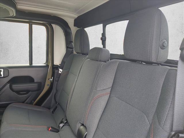 New 2026 Jeep Gladiator Rubicon w/ Steel Power Dome Hood Package AWD/4WD image 15