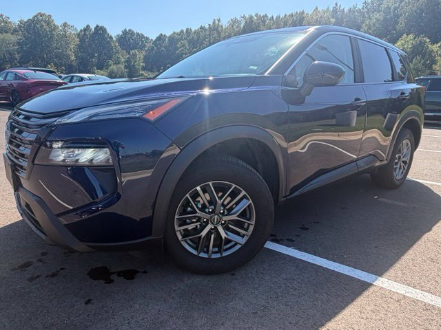 Used 2026 Nissan Rogue SV AWD/4WD image 6