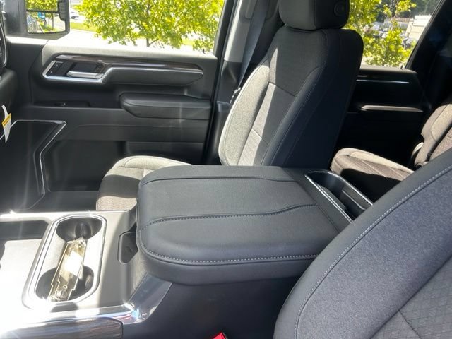 New 2026 Chevrolet Silverado 3500 LT AWD/4WD image 17