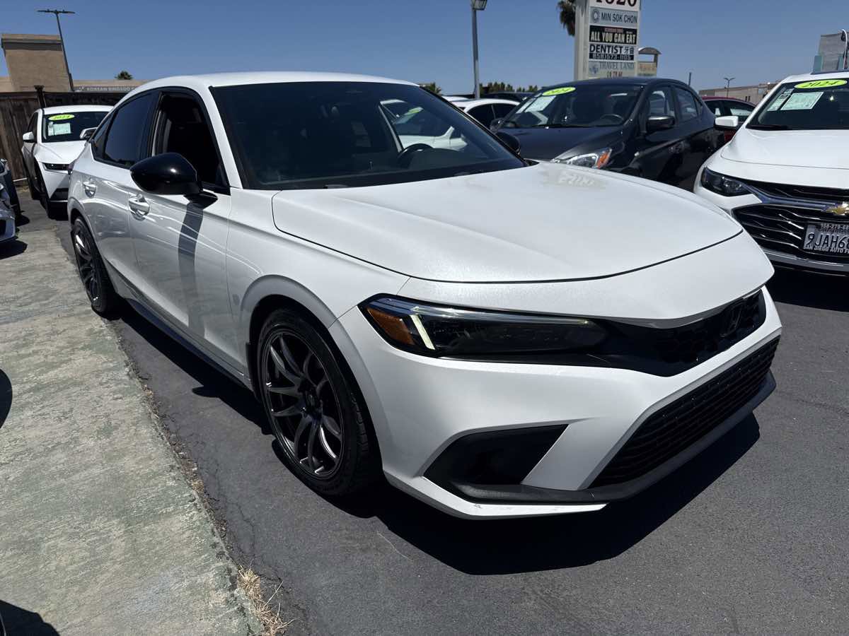 Used 2022 Honda Civic Sport image 3