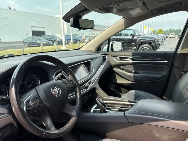 Used 2021 Buick Enclave Essence w/ Sound and Sites Package AWD/4WD image 17