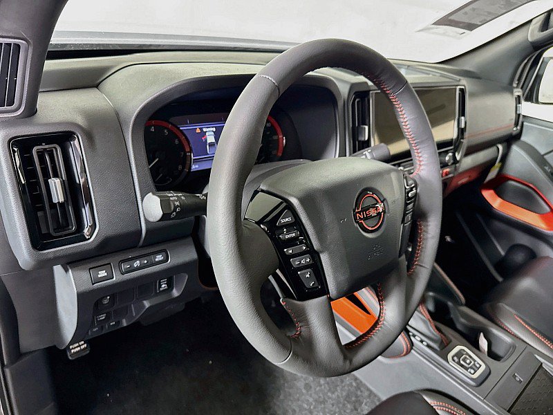 New 2026 Nissan Frontier PRO-4X w/ Pro Premium Package AWD/4WD image 9
