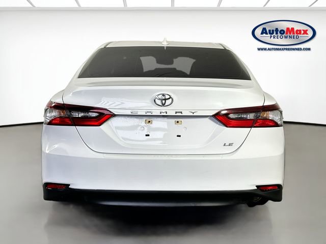 Used 2021 Toyota Camry LE FWD image 7