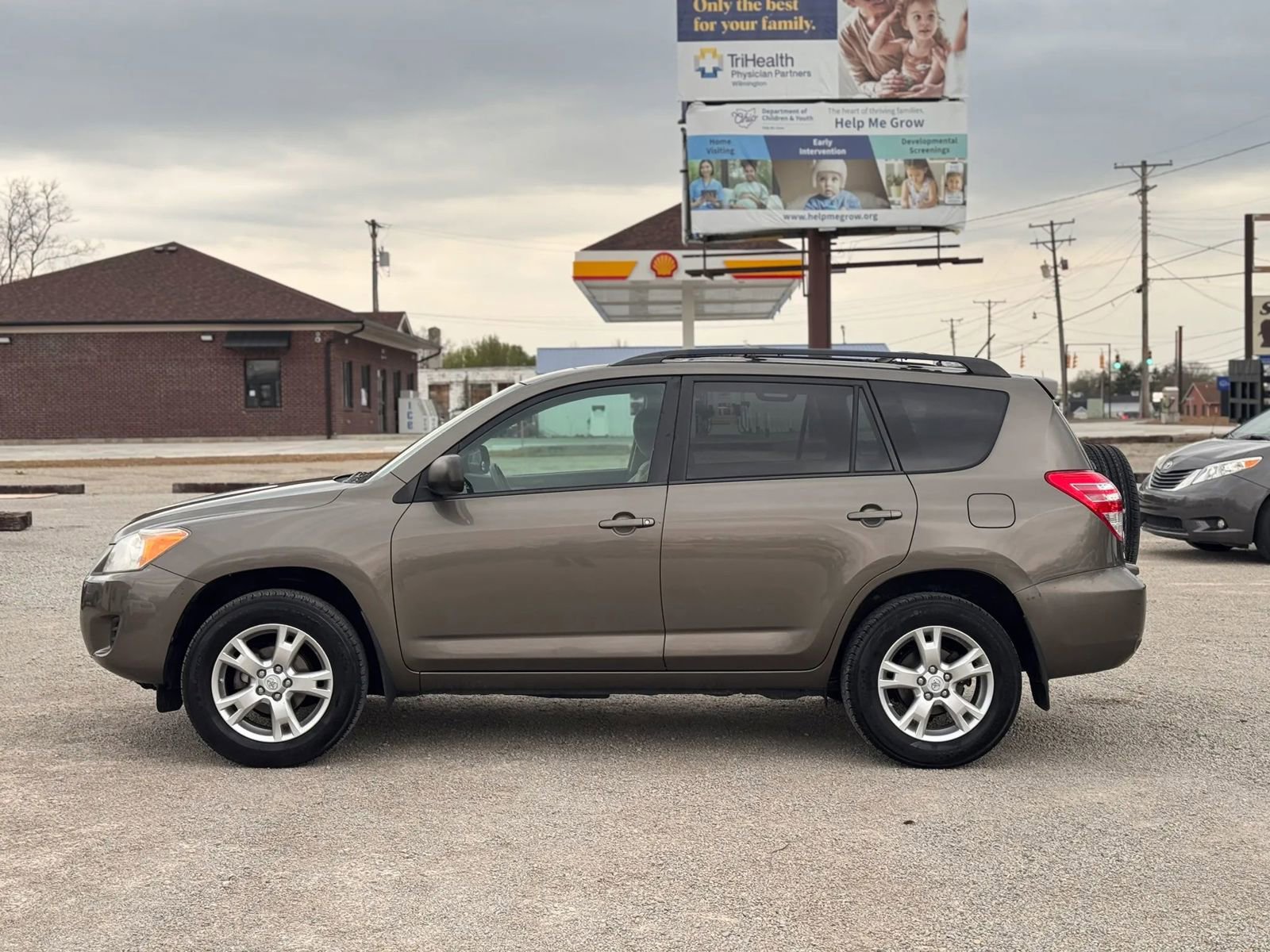 Used 2012 Toyota RAV4 4WD w/ Upgrade Value Pkg image 10