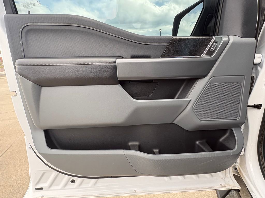 Used 2021 Ford F150 XLT w/ Equipment Group 302A High image 18