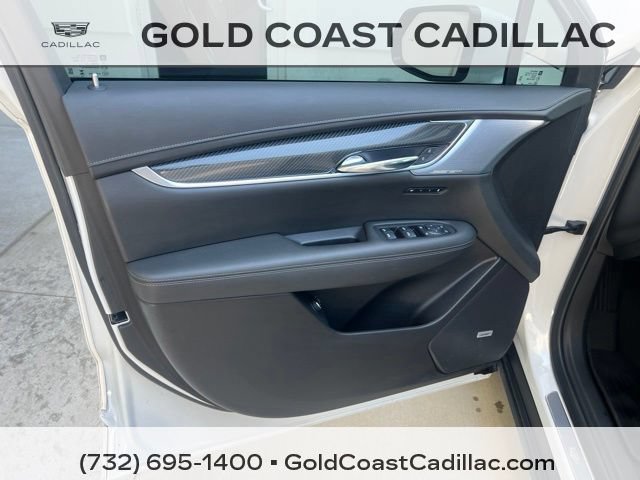 Certified 2024 Cadillac XT6 Sport w/ Technology Package AWD/4WD image 19