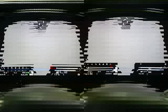 Used 2021 Cadillac Escalade Premium Luxury image 27