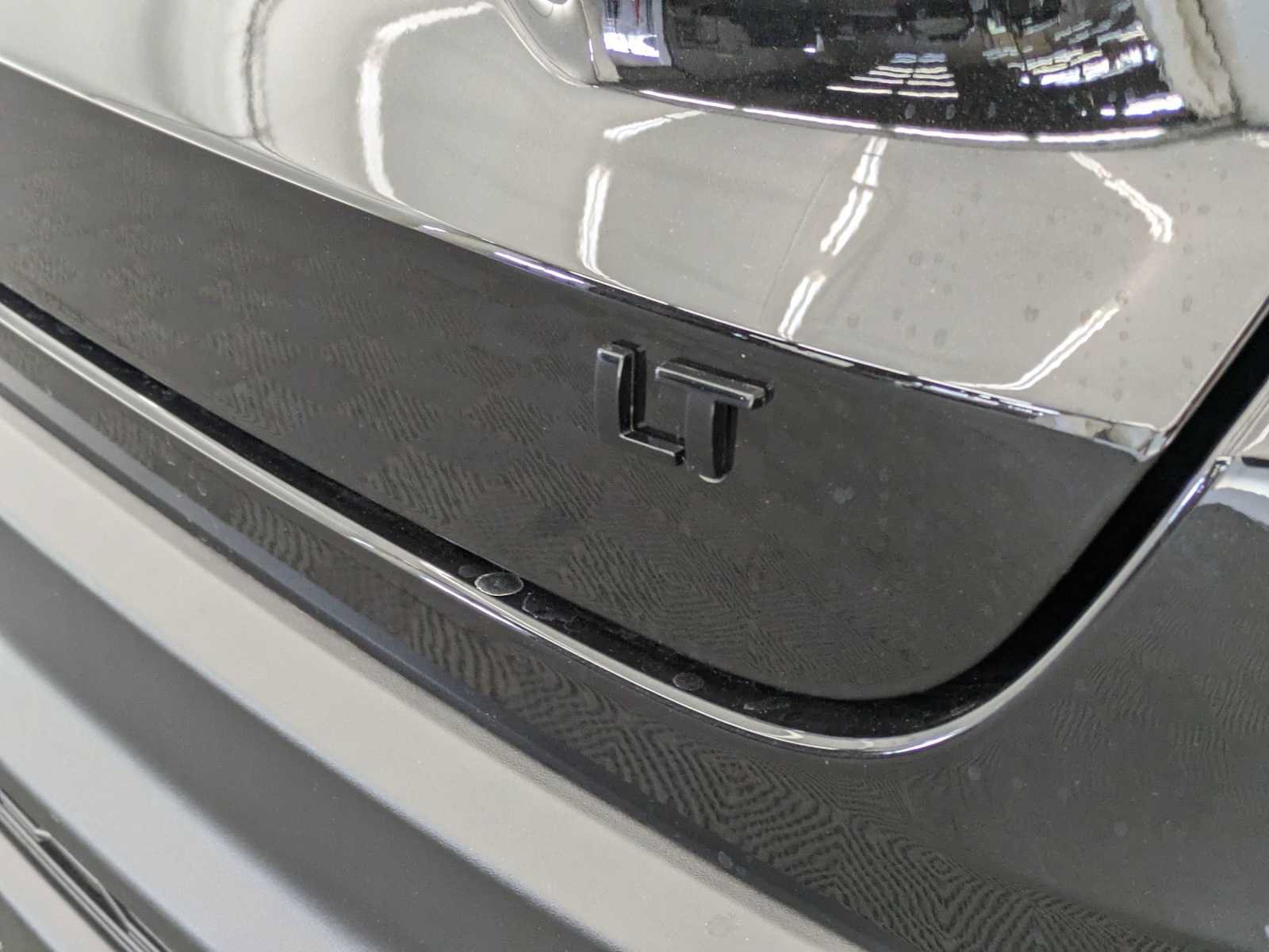 New 2026 Chevrolet Trax LT w/ Driver Confidence Package FWD image 11