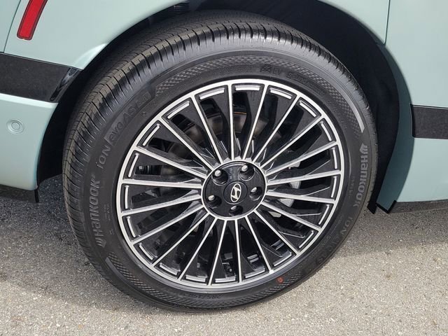 New 2026 Hyundai Ioniq 9 Calligraphy image 26