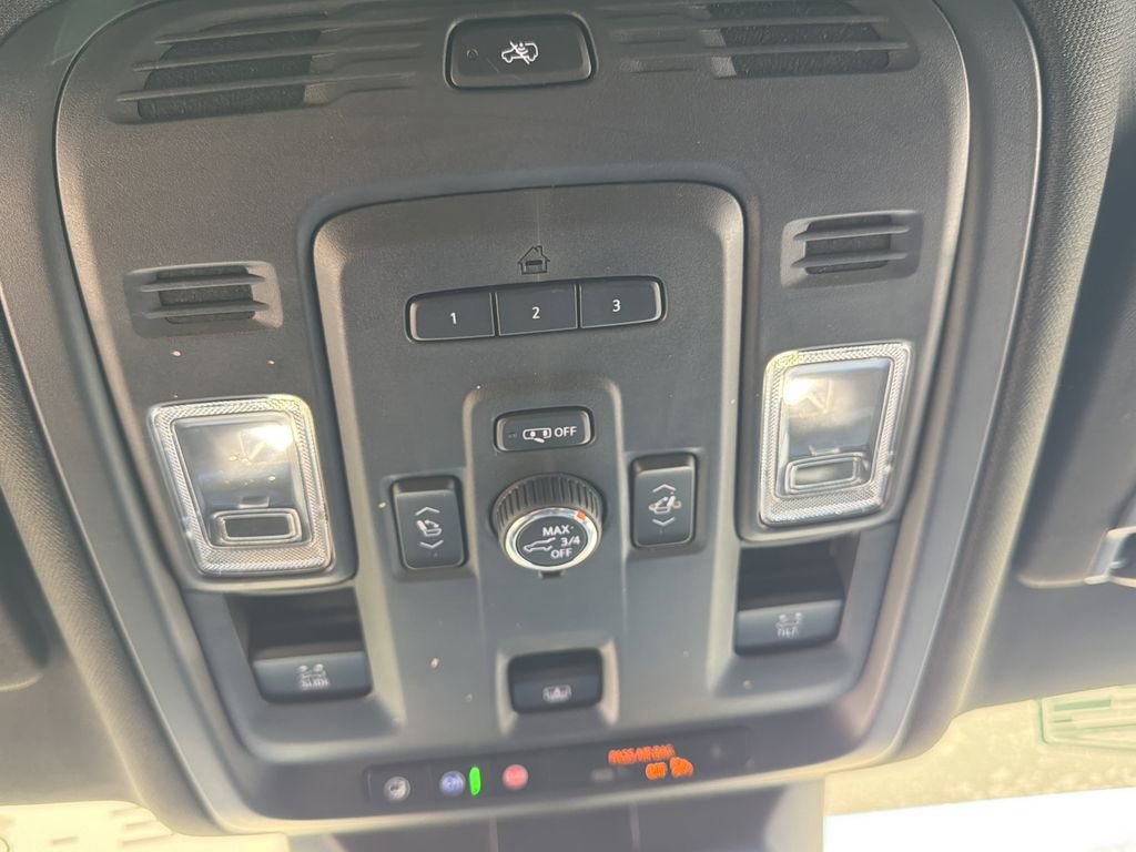 Certified 2021 Cadillac Escalade ESV Premium Luxury image 36