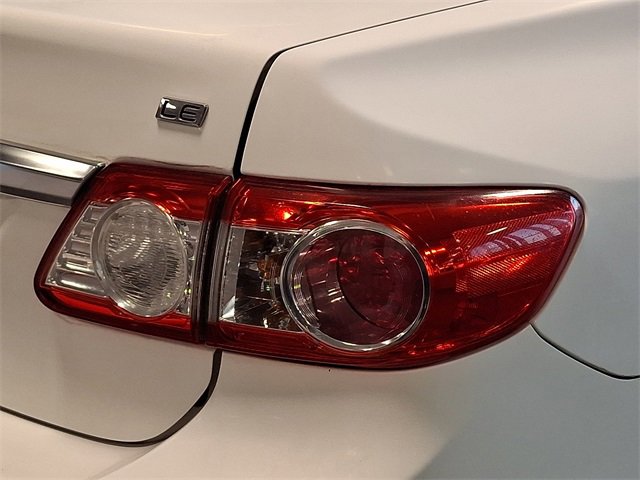 Used 2012 Toyota Corolla LE image 14