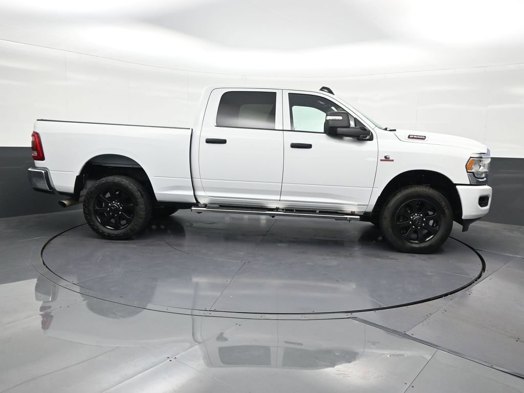 Used 2024 RAM 2500 Tradesman w/ Chrome Appearance Group AWD/4WD image 7