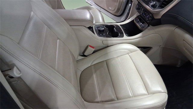 Used 2022 GMC Acadia Denali w/ Denali Technology Package image 22