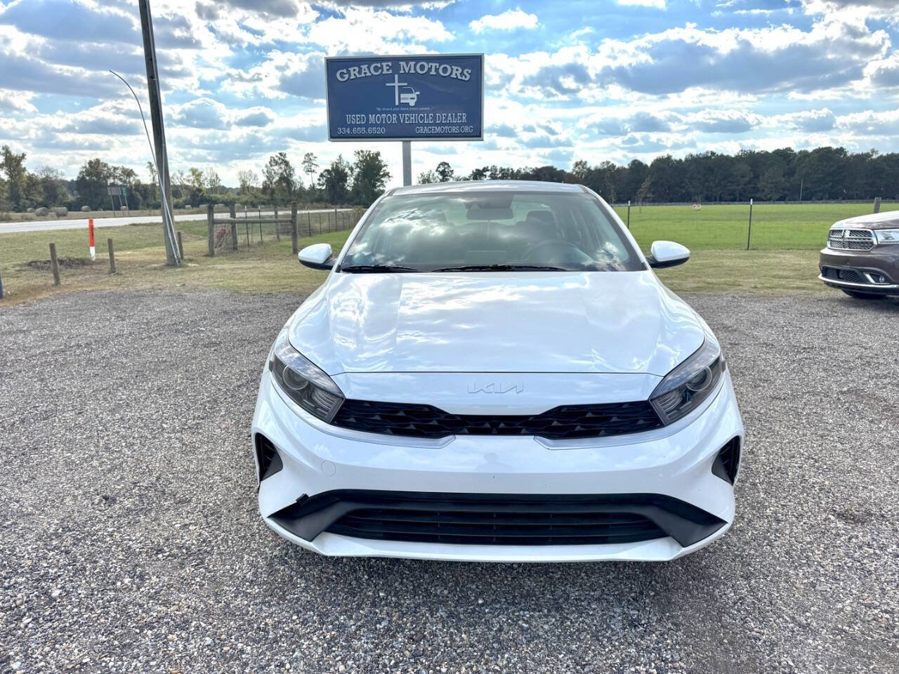 Used 2024 Kia Forte LXS image 5