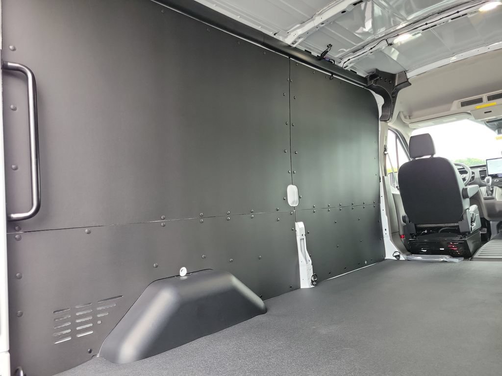 New 2026 Ford Transit 250 148 Medium Roof w/ Load Area Protection Package RWD image 13