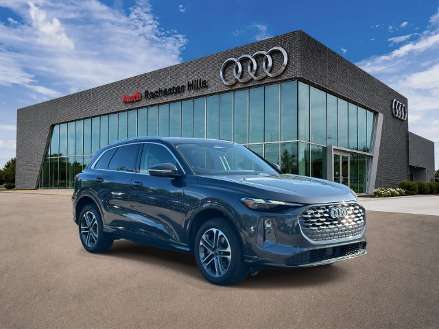 Certified 2025 Audi Q5 Premium w/ Convenience Package AWD/4WD image 7
