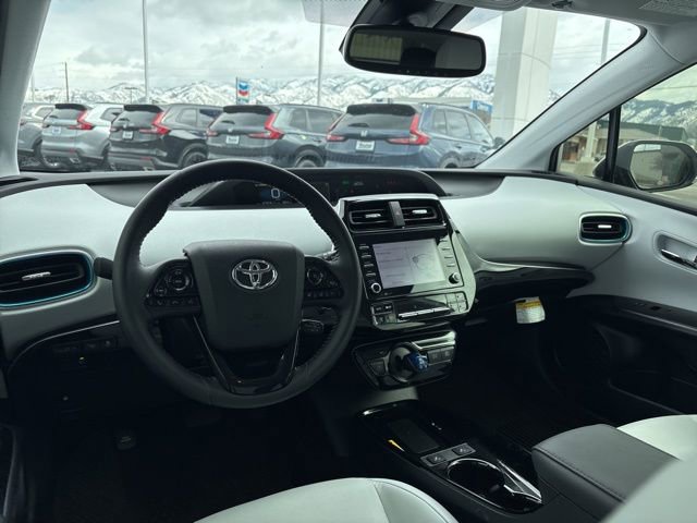 Used 2022 Toyota Prius XLE image 22